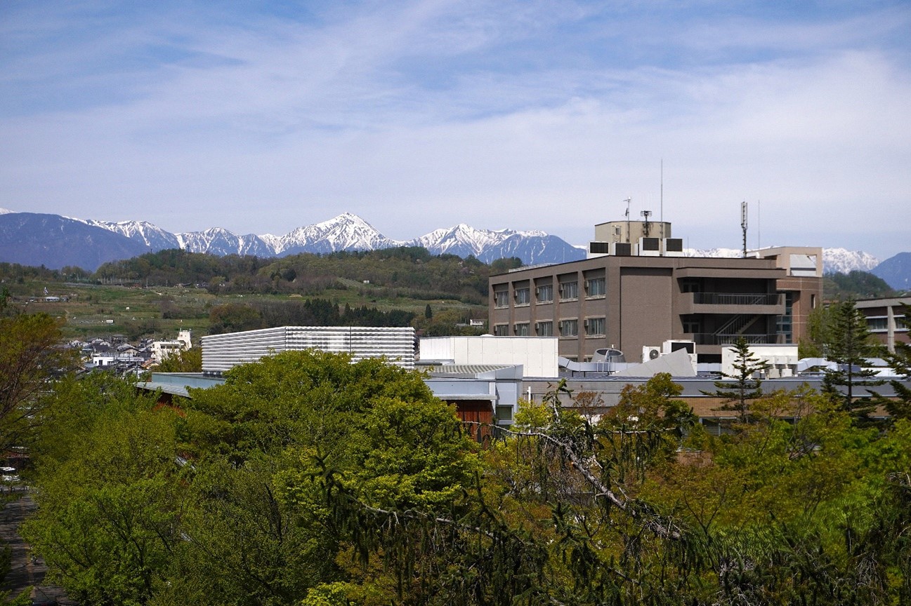 信州大学社会基盤研究所(長野県松本市)でJASRAC寄付講座 「AIと知財法務に関する総合コース」が開講されました。
