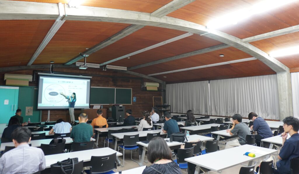 愛知県立芸術大学主催の講座「キャリア支援講座」が開催されました