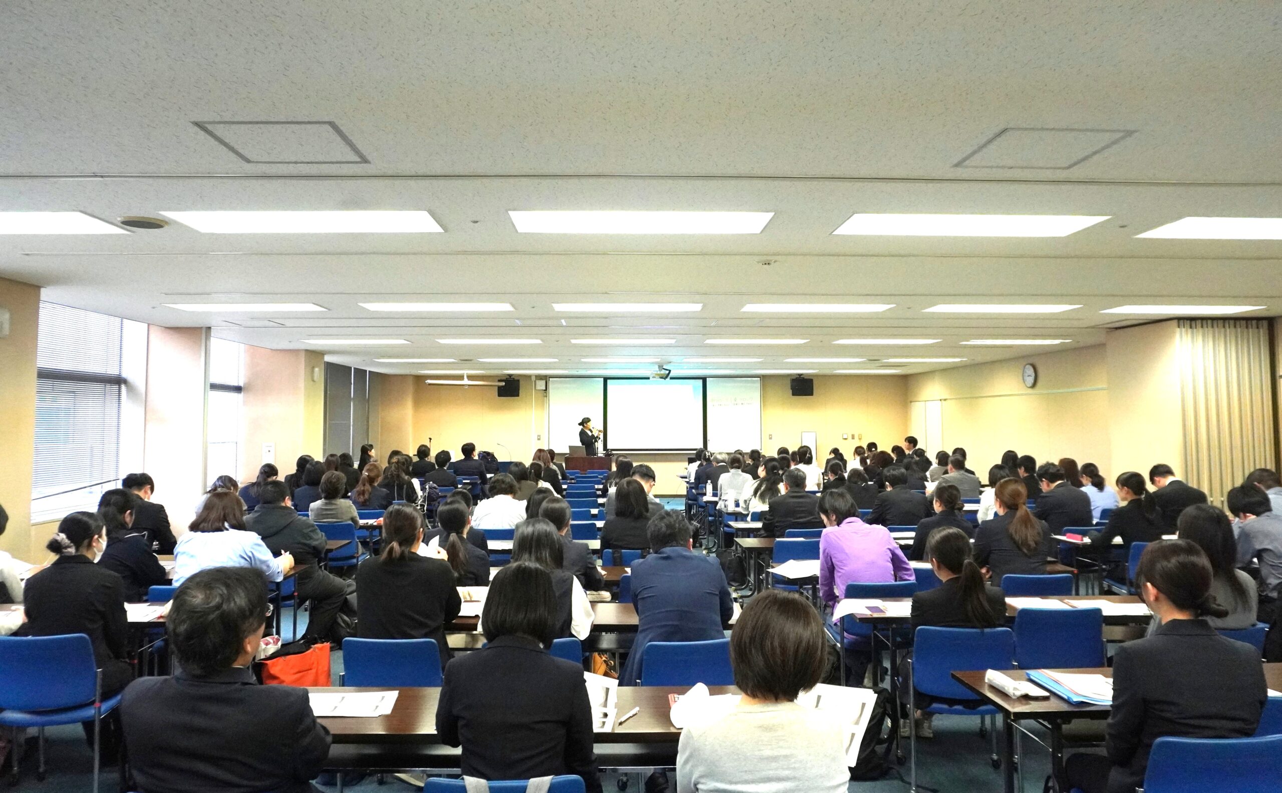 神戸市教育委員会が主催する講座「著作権研修会」が開催されました